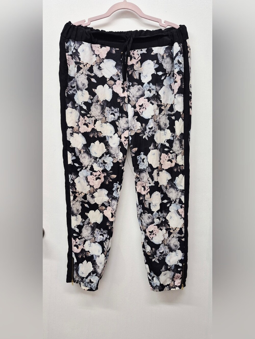 GUESS Floral Jogger Pants Black & Pink Large Side Stripes